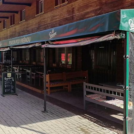 Penzion Zoo Pod Hresnou Kavecany Buitenkant foto